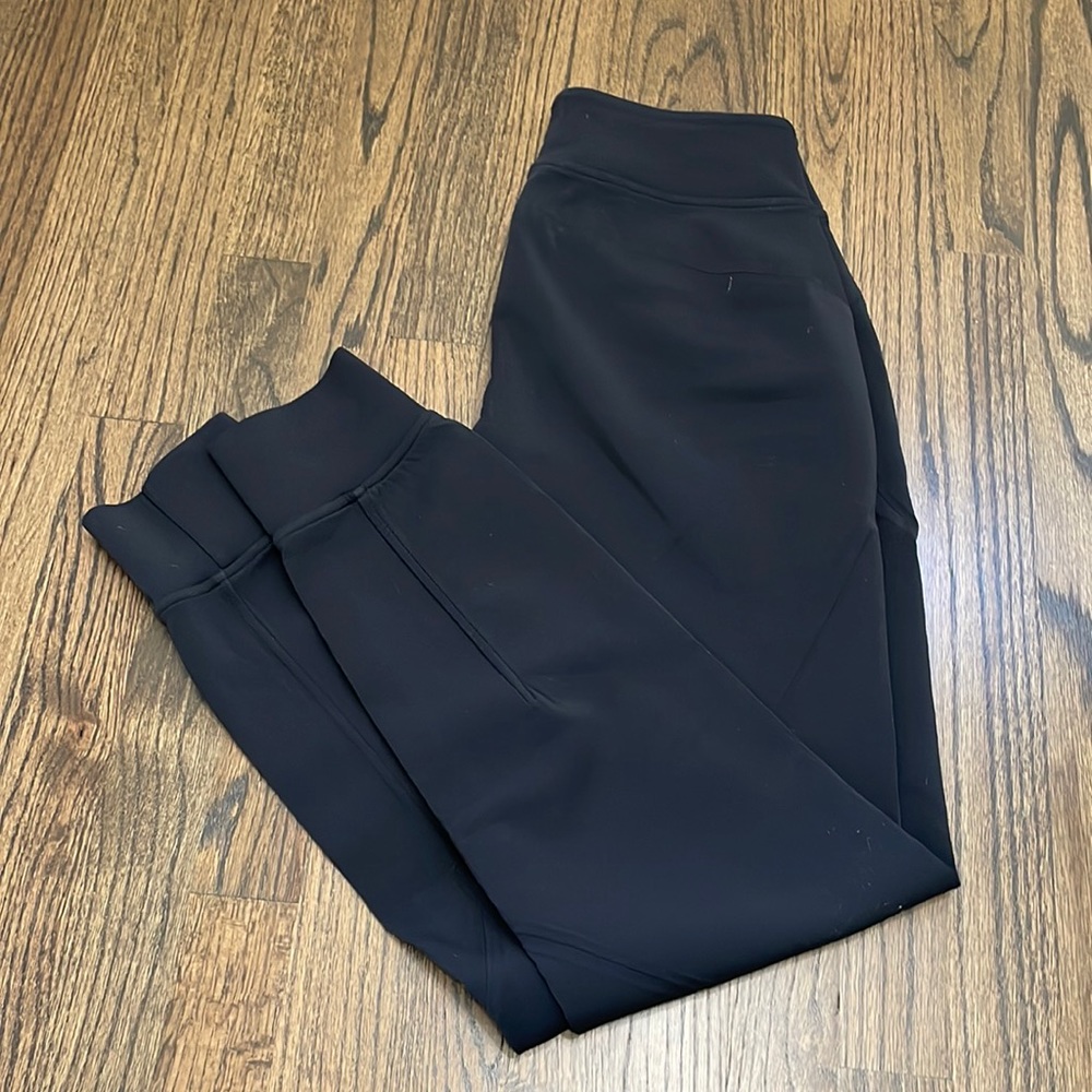 Lululemon joggers- scuba neoprene material